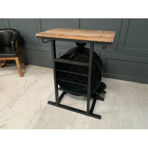 21 - LARGE HEAVY METAL STEAM ENGINE BAR COUNTER, WINE RACK & GLASS HOLDER (APPROX 90CM X 72CM X 50CM)