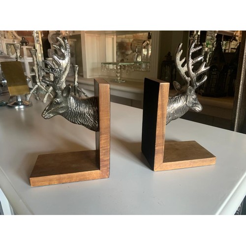 155 - BOXED NEW NICKEL STAGS HEAD BOOK ENDS ON A WOODEN STAND