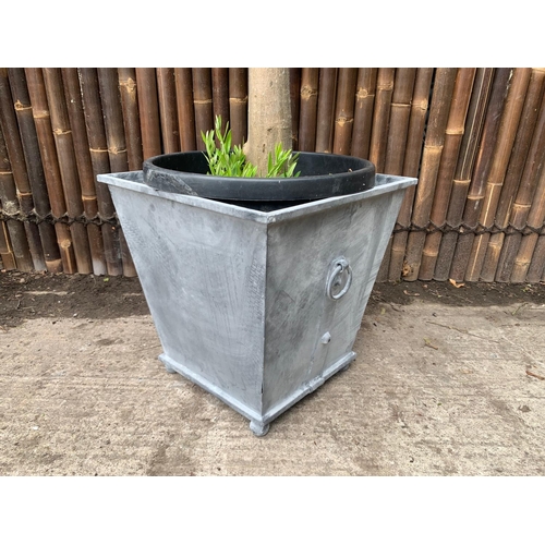 104 - 1 X CLASSIC ORNATE STEEL PLANTER IN LEAD FINISH ON BALL FEET WITH HANDLES (50CM X 50CM)