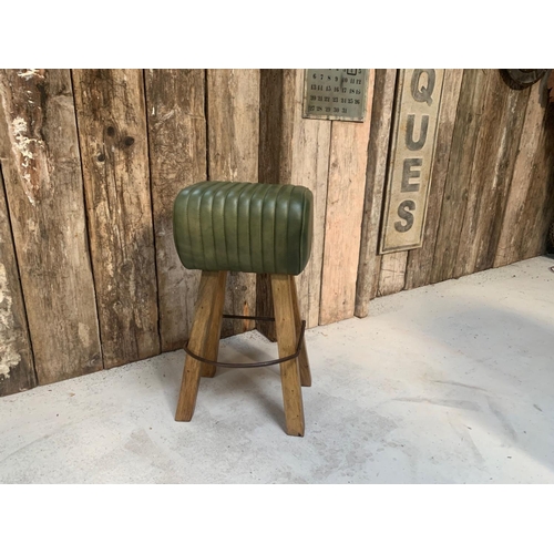 160 - LARGE VINTAGE INDUSTRIAL STYLE RIBBED LEATHER POMMEL HORSE STOOL IN GREEN