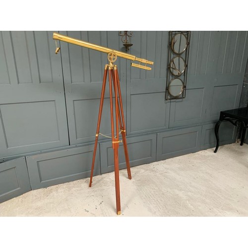 97 - NEW BOXED BRASS TELESCOPE ON LARGE EXTENDABLE POLISHED WOODEN TRIPOD BASE