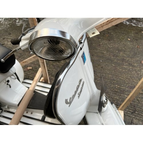 1 - 1970s VESPA SUPER 150CC, STARTS/DRIVES, GREAT CONDITION, RECENTLY RESPRAYED AND NEW SEAT - NEEDS RE-... 