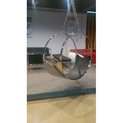 250 - UNUSUAL AND QUIRKY CEILING SUSPENDED/HANGING SWINGING HAMMOCK STYLE CHAIR *AS SEEN ON 