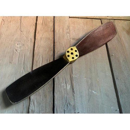 242 - HEAVY METAL DECORATIVE AEROPLANE PROPELLER IN BLACK AND BRASS FINISH