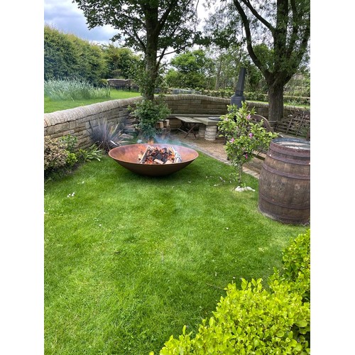 163 - HUGE 1.5M DIAMETER CONTEMPORARY RUSTIC FIREPIT LOG BURNER FIREPIT ON BASE