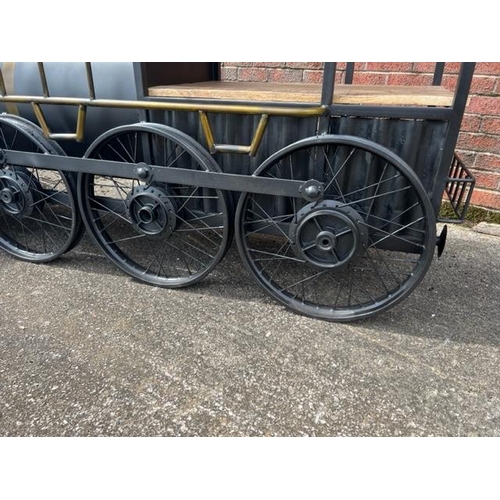 1 - HUGE FABRICATED METAL STEAM ENGINE SERVING COUNTER BAR