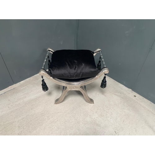 140 - BLACK/SILVER WOODEN WINDOW SEAT IN DISTRESSED ANTIQUE FINISH C/W NEW LUXURY UPHOLSTERED CUSHION