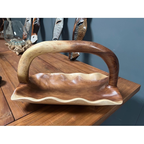 190 - NEW LARGE HEAVY POLISHED SUAR WOOD FRUIT BOWL/BASKET WITH HANDLE (APPROX 45CM LONG X 24CM WIDE X 30C... 