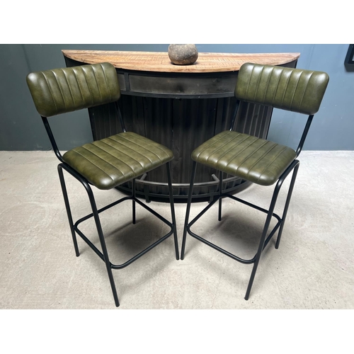 35 - NEW BOXED PAIR OF HIGHBACK RIBBED LEATHER BAR STOOLS IN GREEN