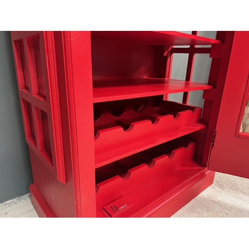 89 - NEW BOXED TALL VIBRANT RED ICONIC TELEPHONE BOOTH MINI BAR/CABINET WITH MIRRORED BACK