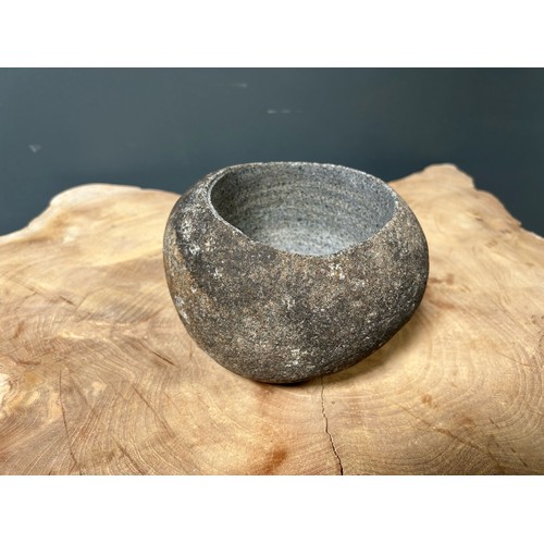 197 - HEAVY ORIGINAL CARVED 15CM STONE BOWL (PLEASE NOTE EACH IS INDIVIDUALLY MADE THEREFORE EVERY ONE IS ... 