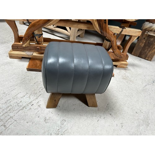 59 - BOXED NEW GREY LEATHER SMALL POMMEL HORSE