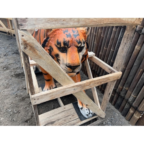 35 - NEW CRATED LIFESIZE WALKING TIGER