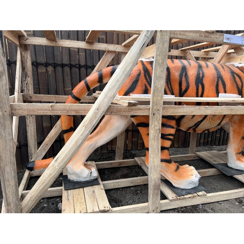 35 - NEW CRATED LIFESIZE WALKING TIGER