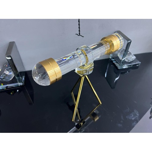 43 - UNIQUE GLASS TELESCOPE ON GOLD FRAME ORNAMENT