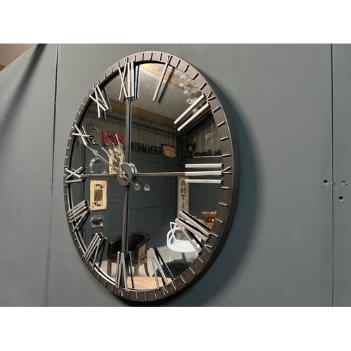 117 - NEW BOXED LARGE MIRRORED SILVER WALL CLOCK