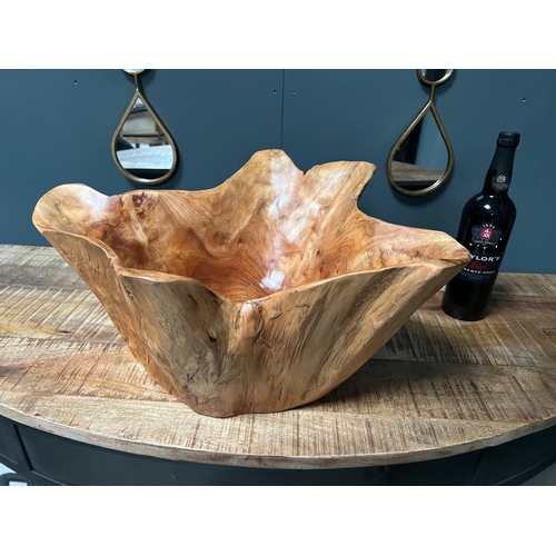 143 - NEW HUGE POLISHED NATURAL WOOD BOWL