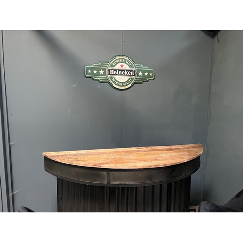 158 - LARGE HEINEKEN WALL SIGN (85CM X 40CM)