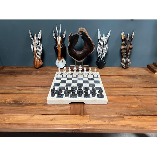 158 - NEW QUALITY SOLID MARBLE HANDMADE CHESS SET 50CM