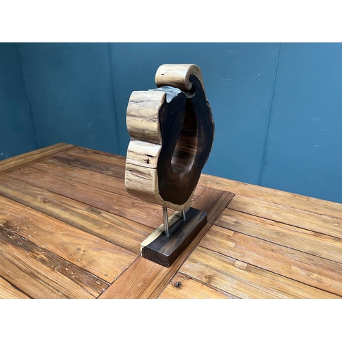 164 - LARGE HEAVY RUSTIC ABSTRACT DECORATIVE SCULPTURE ON STAND (APPROX 52CM TALL X 33CM WIDE X 40CM DEEP)... 