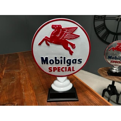 73 - CAST METAL MOBILGAS SPECIAL GLOBE/PLAQUE ON STAND IN WHITE & RED