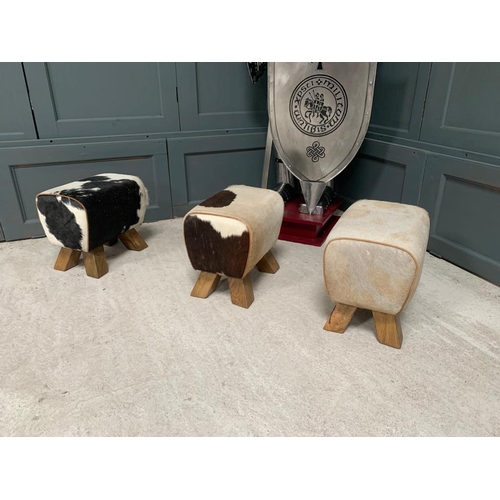 26 - BOXED NEW SMALL COW HIDE BROWN POMMEL HORSE (Due to the nature of the raw cow hide material - every ... 
