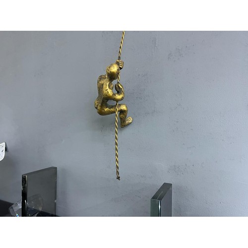113 - UNIQUE MODERN ART CAST IRON MAN CLIMBING ON ROPE ORNAMENT - GOLD