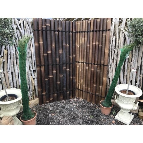 152 - 5 X PANEL SPLIT BAMBOO FENCE SCREEN FINISHED IN BROWN STAIN - 180CM X 90CM