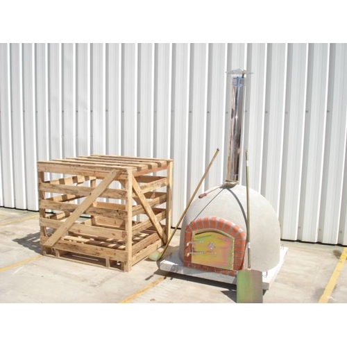 59 - NEW CRATED 90CM TRADITIONAL HAND MADE, WOOD FIRED BRICK PIZZA OVEN - COMES WITH STAINLESS CHIMNEY, D... 
