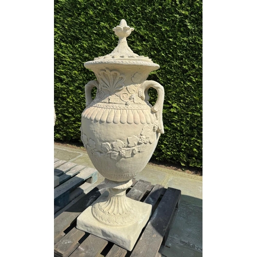 21 - MATCHING PAIR CLASSICAL STONE COMPOSITE 5FT TALL ORNATE URNS WITH HANDLES AND LID IN SANDSTONE FINIS... 