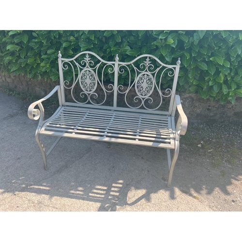 39 - BOXED NEW ANTIQUE GREY ORNATE METAL BENCH (120CM X 54CM X 96CM TALL)