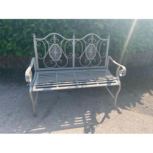 39 - BOXED NEW ANTIQUE GREY ORNATE METAL BENCH (120CM X 54CM X 96CM TALL)