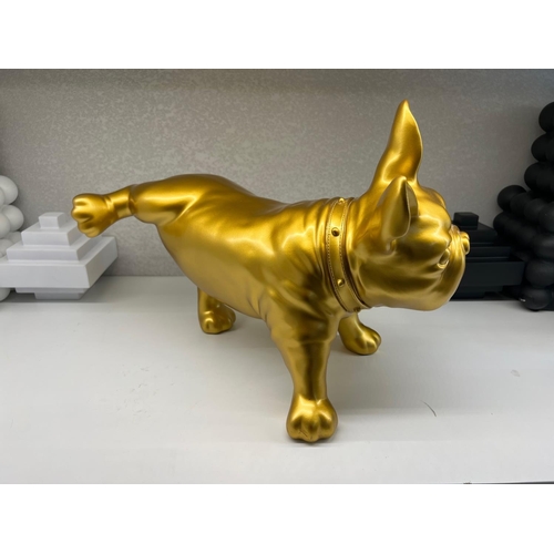 117 - NEW BOXED UNIQUE RESIN FRENCH BULLDOG FIGURE IN GOLD