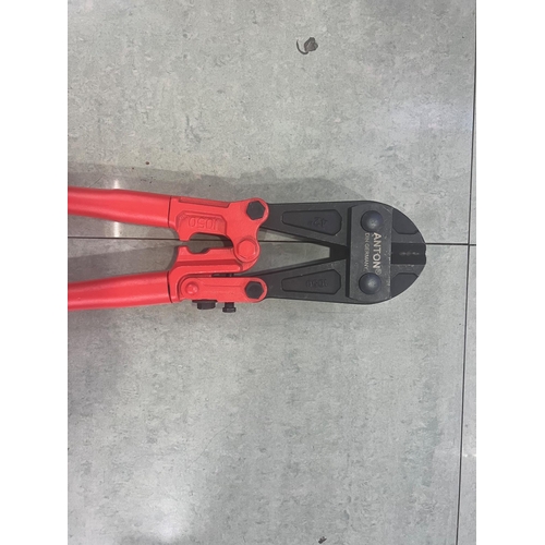 41 - 1 X NEW 42INCH HEAVY DUTY BOLT CUTTERS