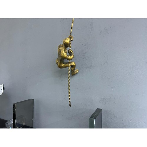 128 - UNIQUE MODERN ART CAST IRON MAN CLIMBING ON ROPE ORNAMENT - GOLD