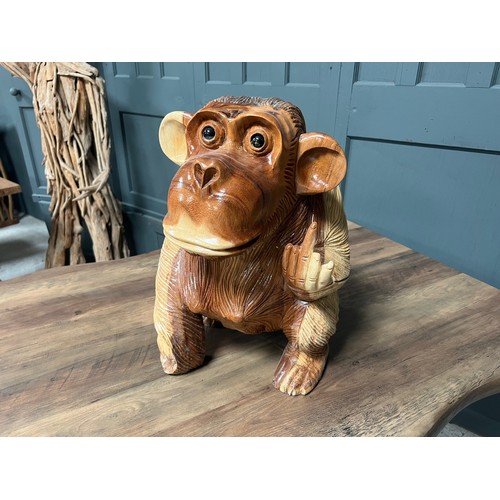 122 - HAND-CARVED SOLID WOOD 'UP YOURS' CHEEKY MONKEY STATUE/ORNAMENT