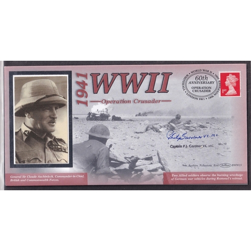 8 - Anniversary of WWII collection of covers 47 unsigned 19 signed, series by Benhams from 1999 to 2005 ... 