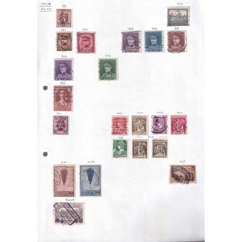 88 - Old pages with 1580+ stamps, very little duplication with a good range of issues seen parcel post, r... 