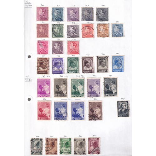 88 - Old pages with 1580+ stamps, very little duplication with a good range of issues seen parcel post, r... 