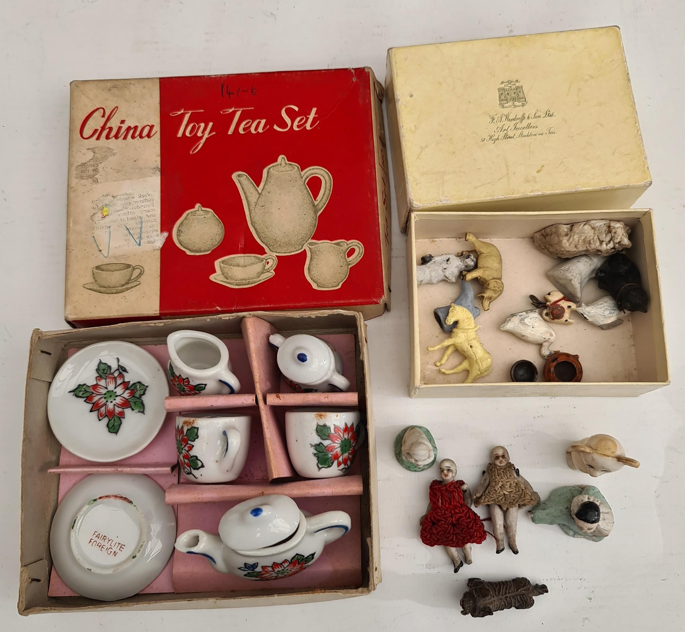Vintage Dolls Tea Set in Original Box Marked Fairylite Foreign on The