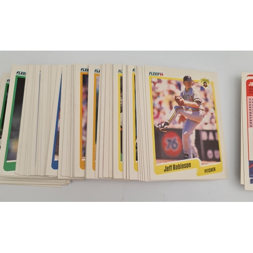 105 - Vintage Fleer Baseball Card 1990 A total of 102 Cards in Mint Condition. Shipping is available you c... 