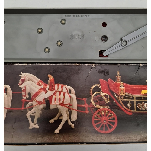 306 - Corgi Boxed 1902 State Landau QEII Carriage. Measures 14 inches long in original box. Shipping is av... 