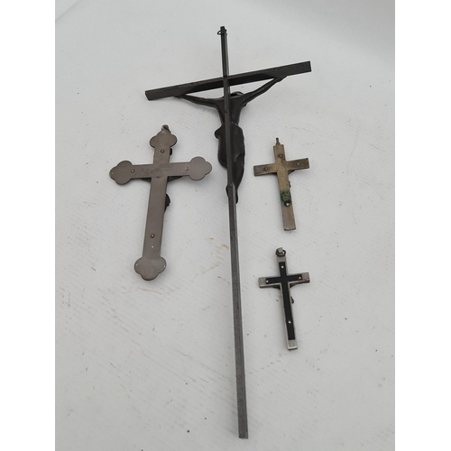 37 - 4 Vintage Religious Crucifix. The longest measures 14 inches long.   Shipping is available you can p... 