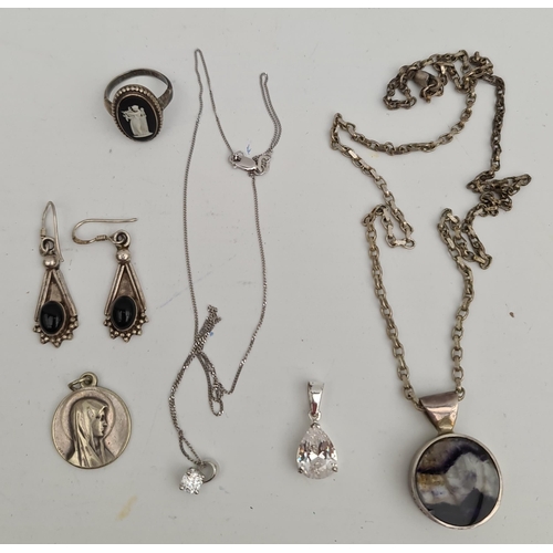 65 - Sterling Silver Jewellery Parcel of 7 Items Total Weight 39g. Shipping is available you can please a... 