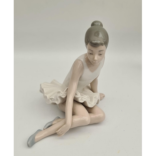 8 - Vintage Lladro Nao Ballerina Figurine Measures 7 inches tall Shipping is available you can please as... 