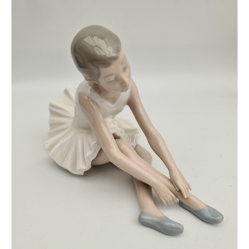 9 - Vintage Lladro Nao Ballerina Figurine Measures 6 inches tall Shipping is available you can please as... 