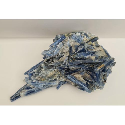 296 - Collectable Mineral Blue Kyanite From Minas Gerais Brazil Weight 1229g. Measures 20cm by 14cm by 9cm... 