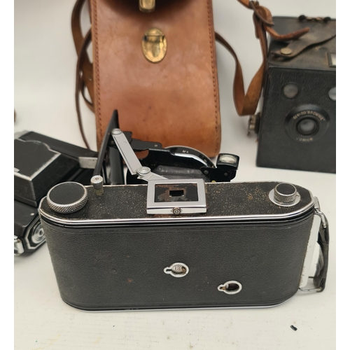 32 - Parcel of Cameras and Camera Equipment. Includes Box Brownie Junior, Zeiss Ikon and Ensign Selfix 42... 