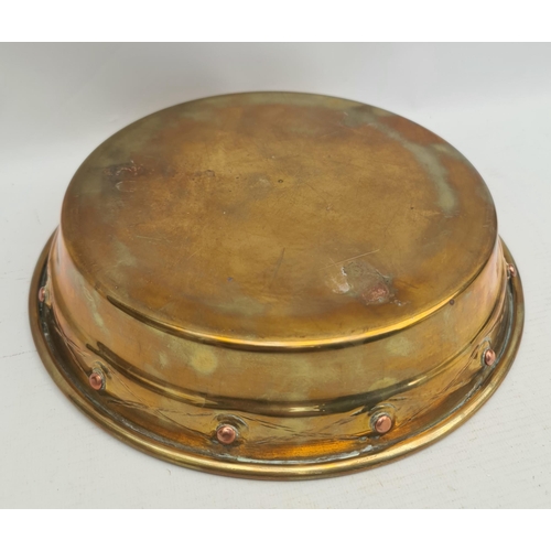 345 - Arts and Crafts Style Brass Circular Fruit Bowl or Plant Pot Holder With Copper Rivet Decoration. Me... 