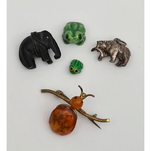 65 - Vintage Animal and Insect Jewellery. Includes Frogs, Bear, Elephant and Beetle Brooch, which measure... 